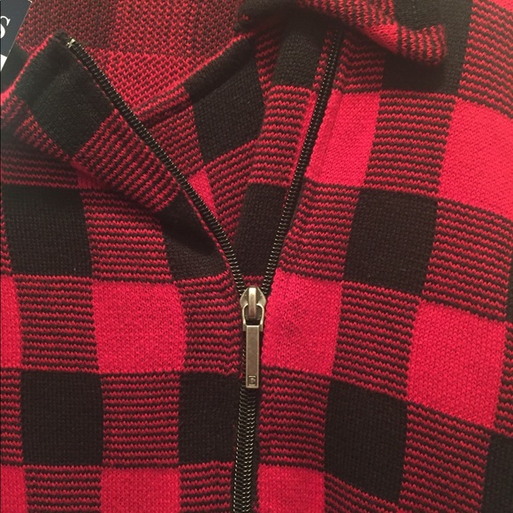 NWT XL Champs Red & Black Buffalo Check Plaid Zip Up Sweater - Picture 3 of 7